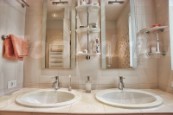 MASTER BATH WITH 2 SINKS MASTER BATH WITH 2 SINKS