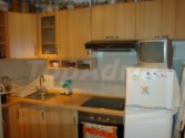 Built-in kitchen with stove, oven, fridge, sink etc. / Einbauküche mit Herd, Oven, Spüle etc. Built-in kitchen with stove, oven, fridge, sink etc. / Einbauküche mit Herd, Oven, Spüle etc.